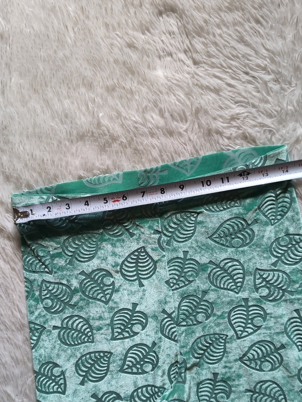 Blackmilk Animal Crossing New Horizons Burned Velvet Green Leaf Legging Large - Picture 8 of 11